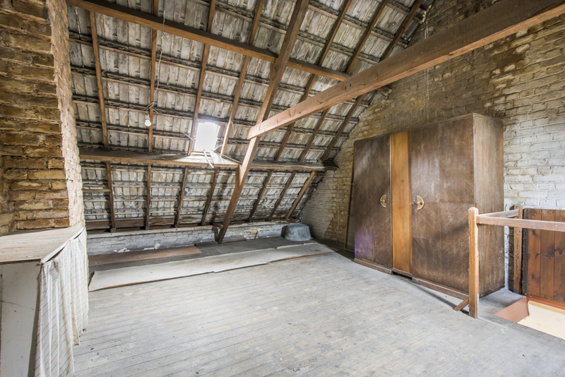 Zeer leuke arbeiderswoning met veel potentieel! 