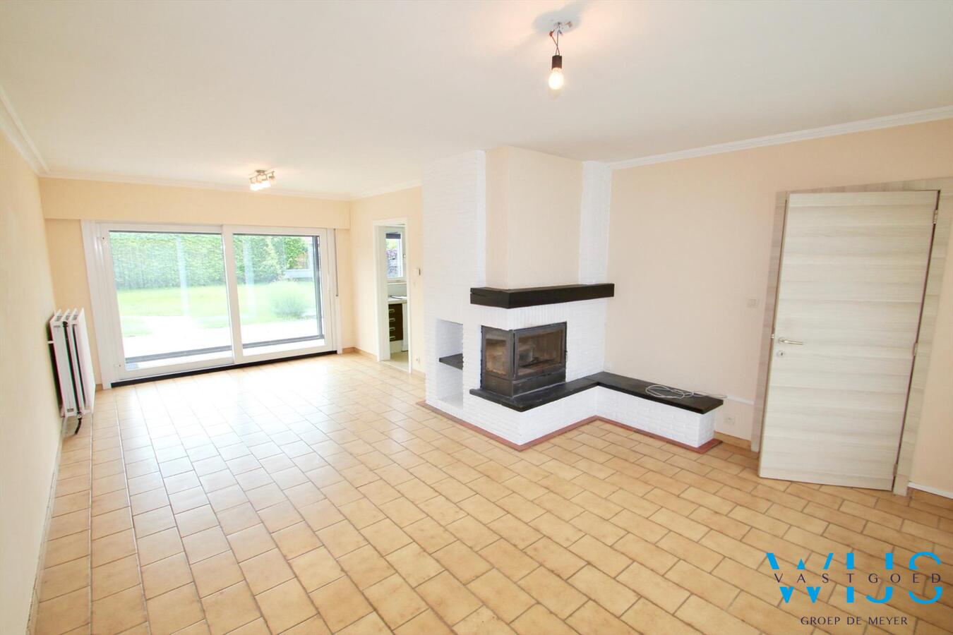 Gezellig woonhuis op een zeer rustige locatie te Lembeke ! 