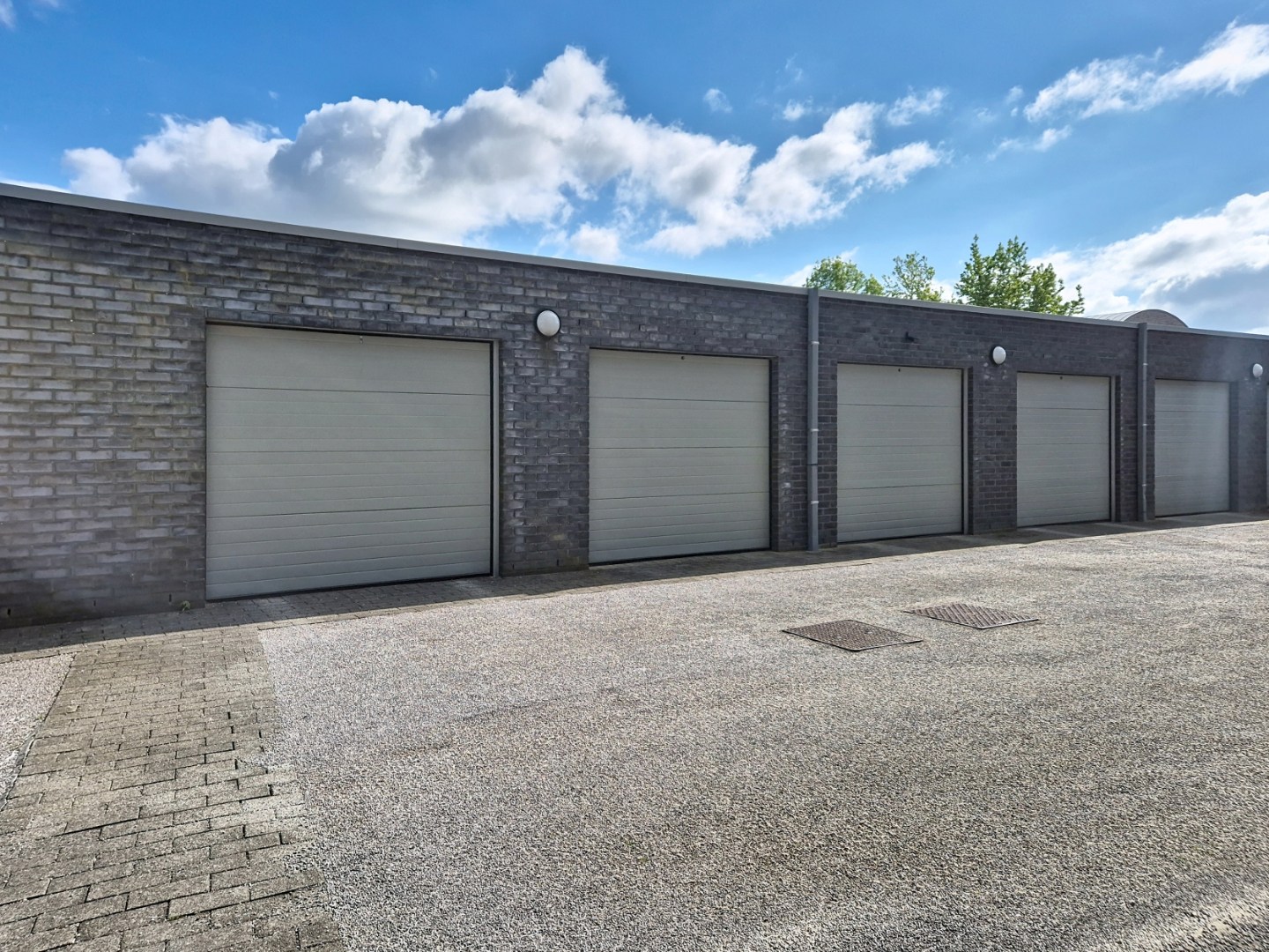Appartement met 2 slpks en garage 