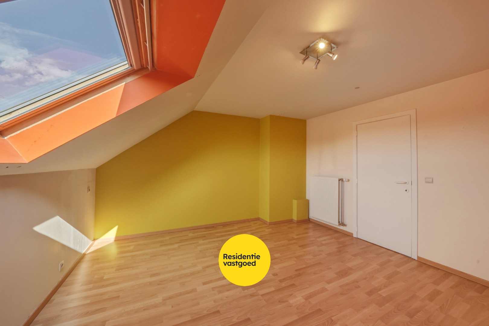 Instapklare energiezuinige woning met 4 slaapkamers, zonnige tuin en garage in Ettelgem 