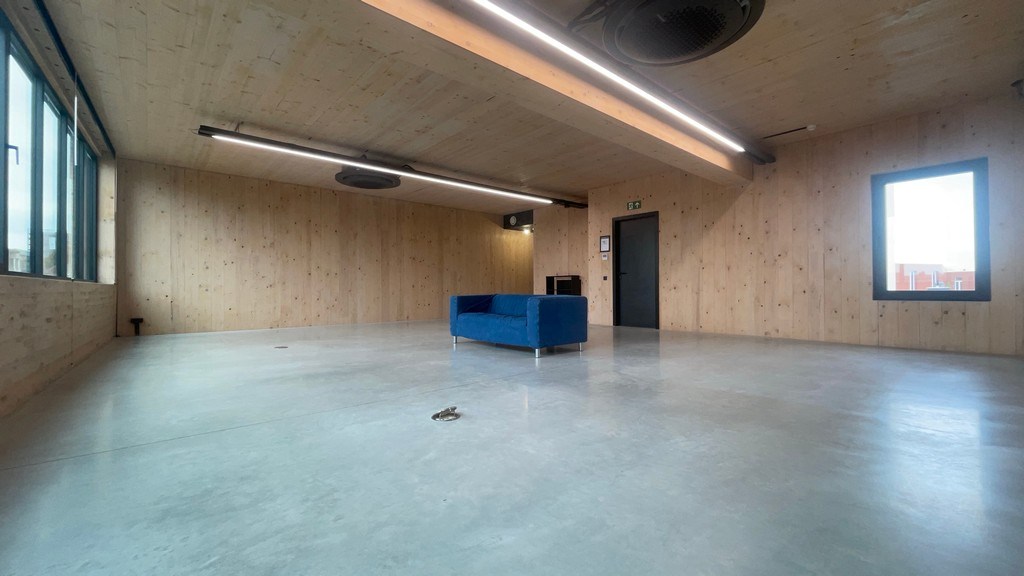 Moderne kantoorruimtes te huur vlakbij station van Berchem