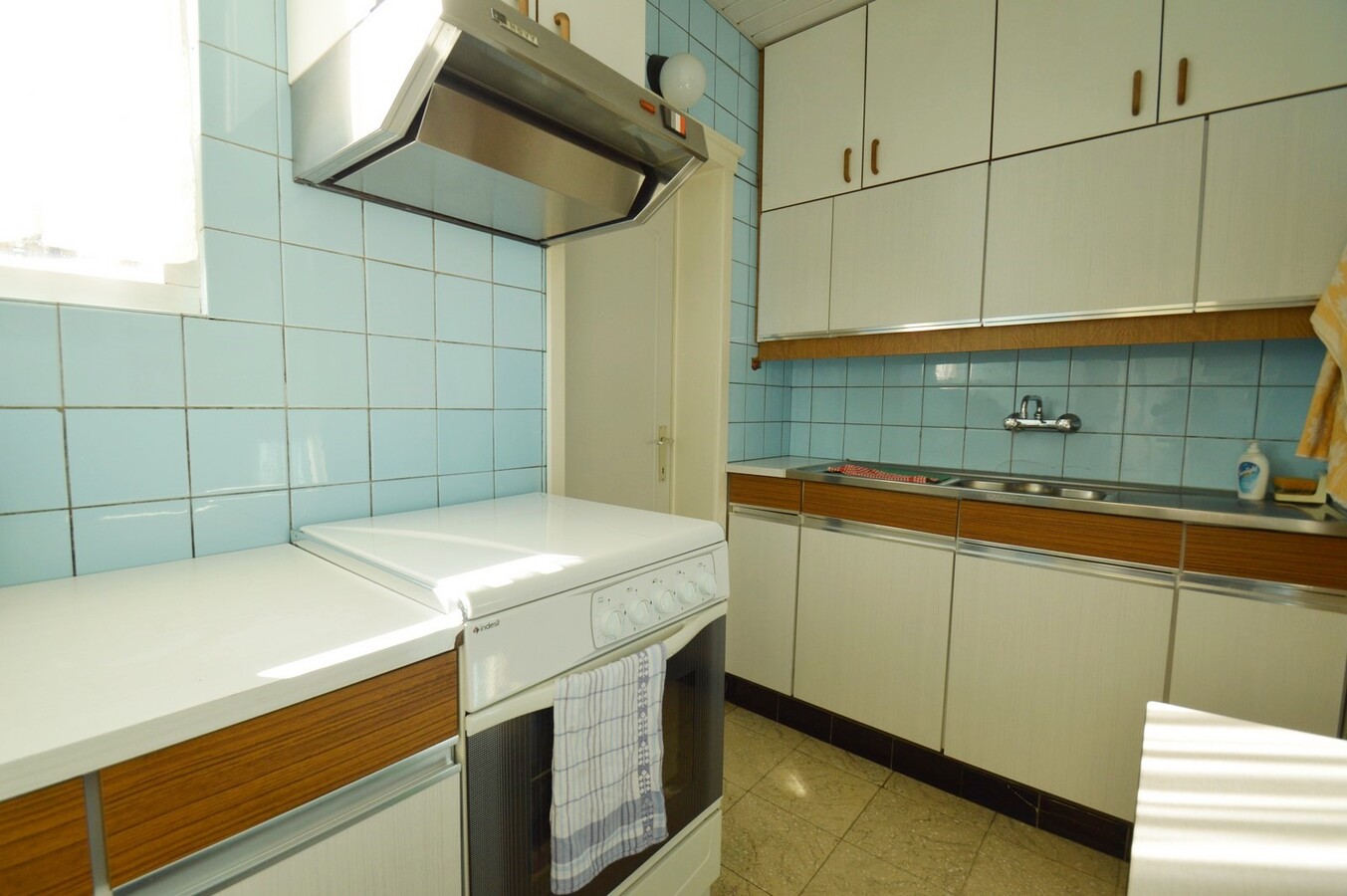 Te renoveren gezinswoning in het centrum - Heist 