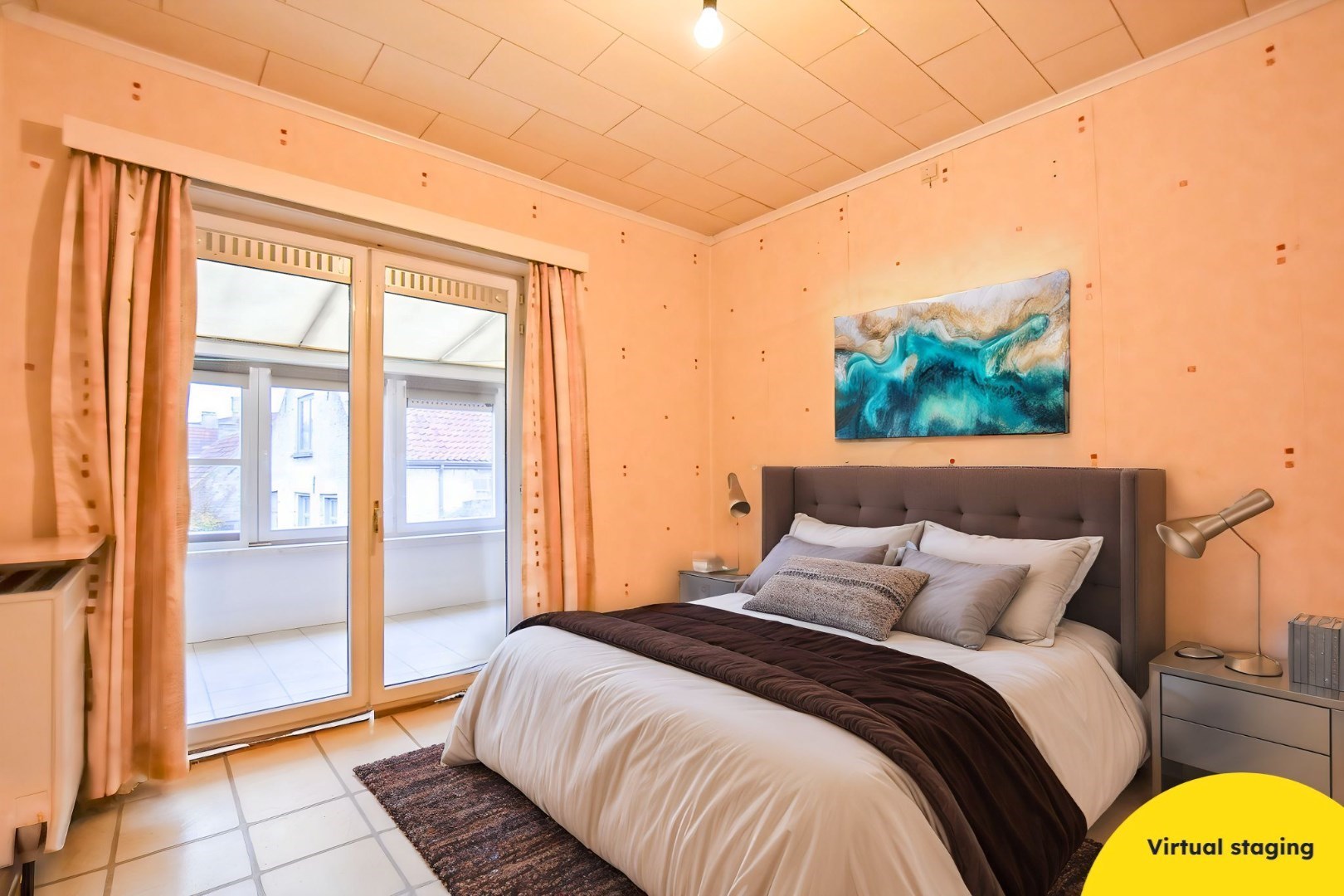 Opbrengsteigendom bestaande uit 3 appartementen op 159m² te centrum Veurne. 