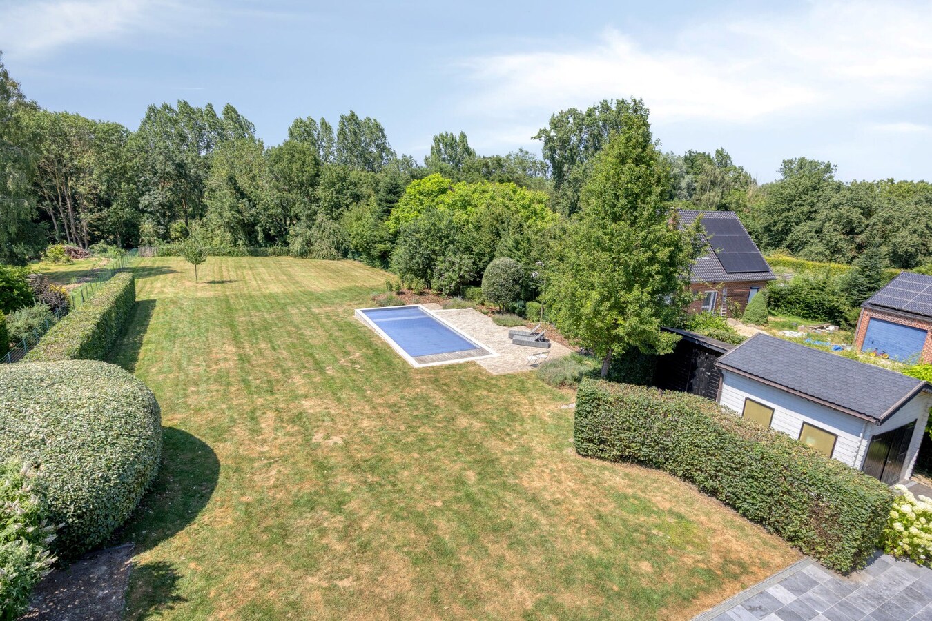 Exclusieve VILLA met zwembad in Zétrud-Lumay (Jodoigne) 