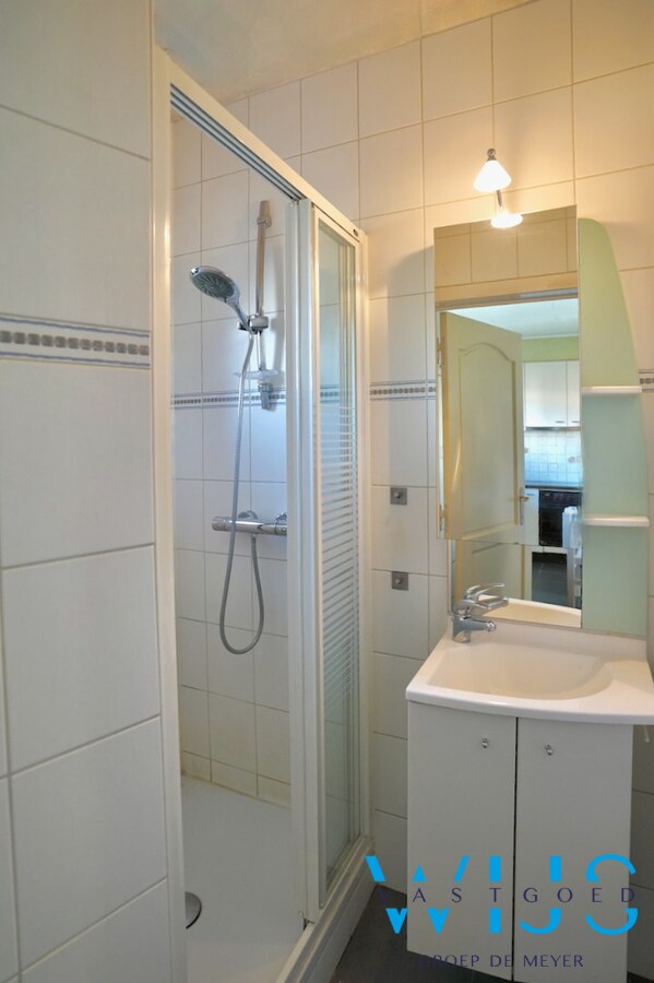 Tof woonhuis in een rustige woonwijk te Ertvelde ! 