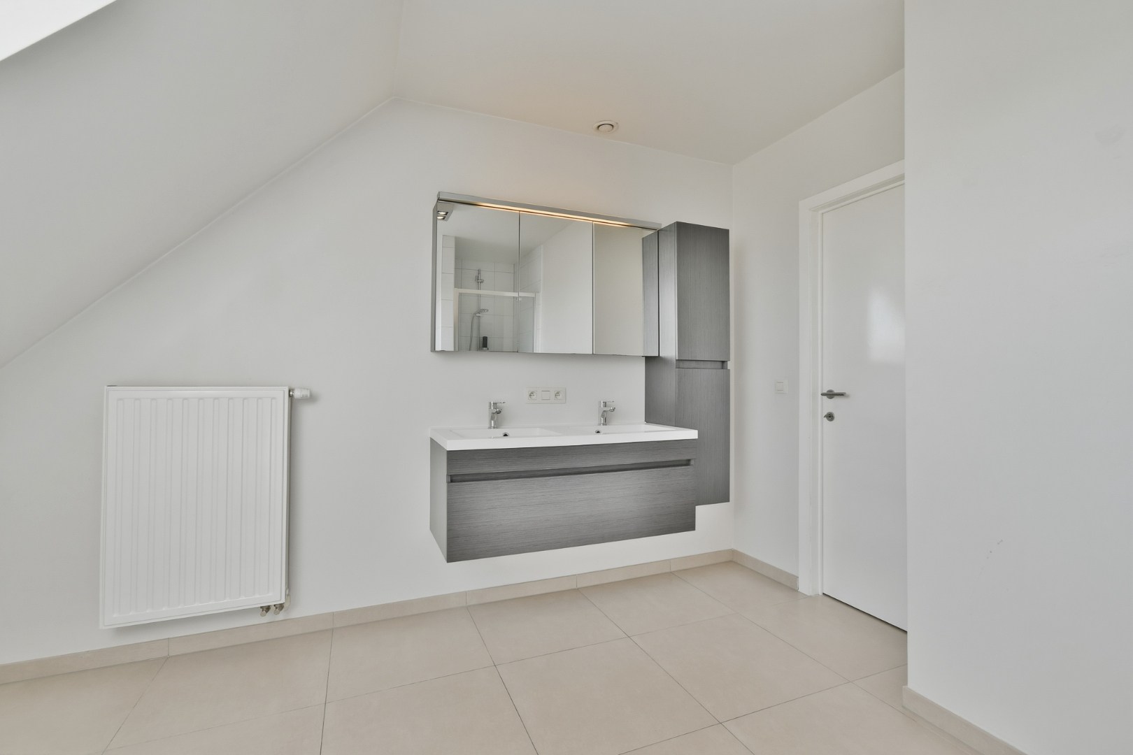 Duplexappartement met 3 slaapkamers te huur in Eernegem! 