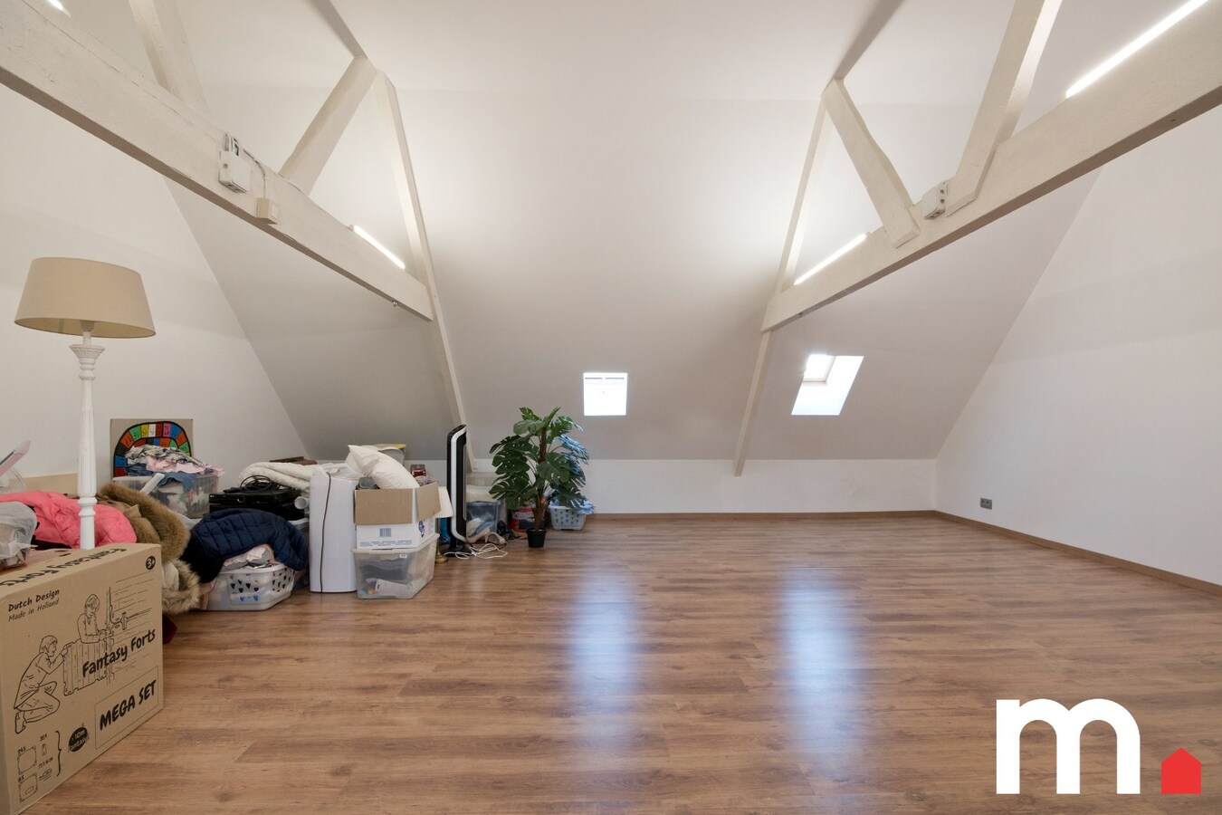 Instapklare woning te Izegem met 5 slaapkamers nabij het centrum TOPPER! 