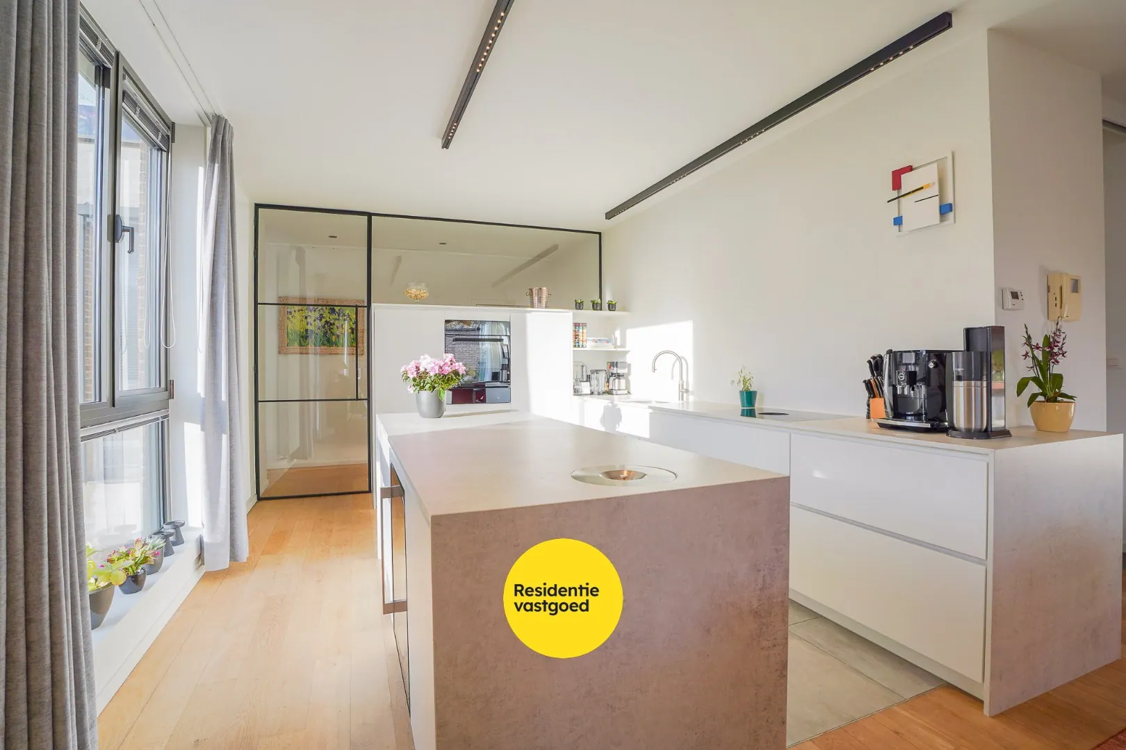 Exclusief wonen aan het Koningin Astridpark – stijlvol appartement met uitzonderlijk terras