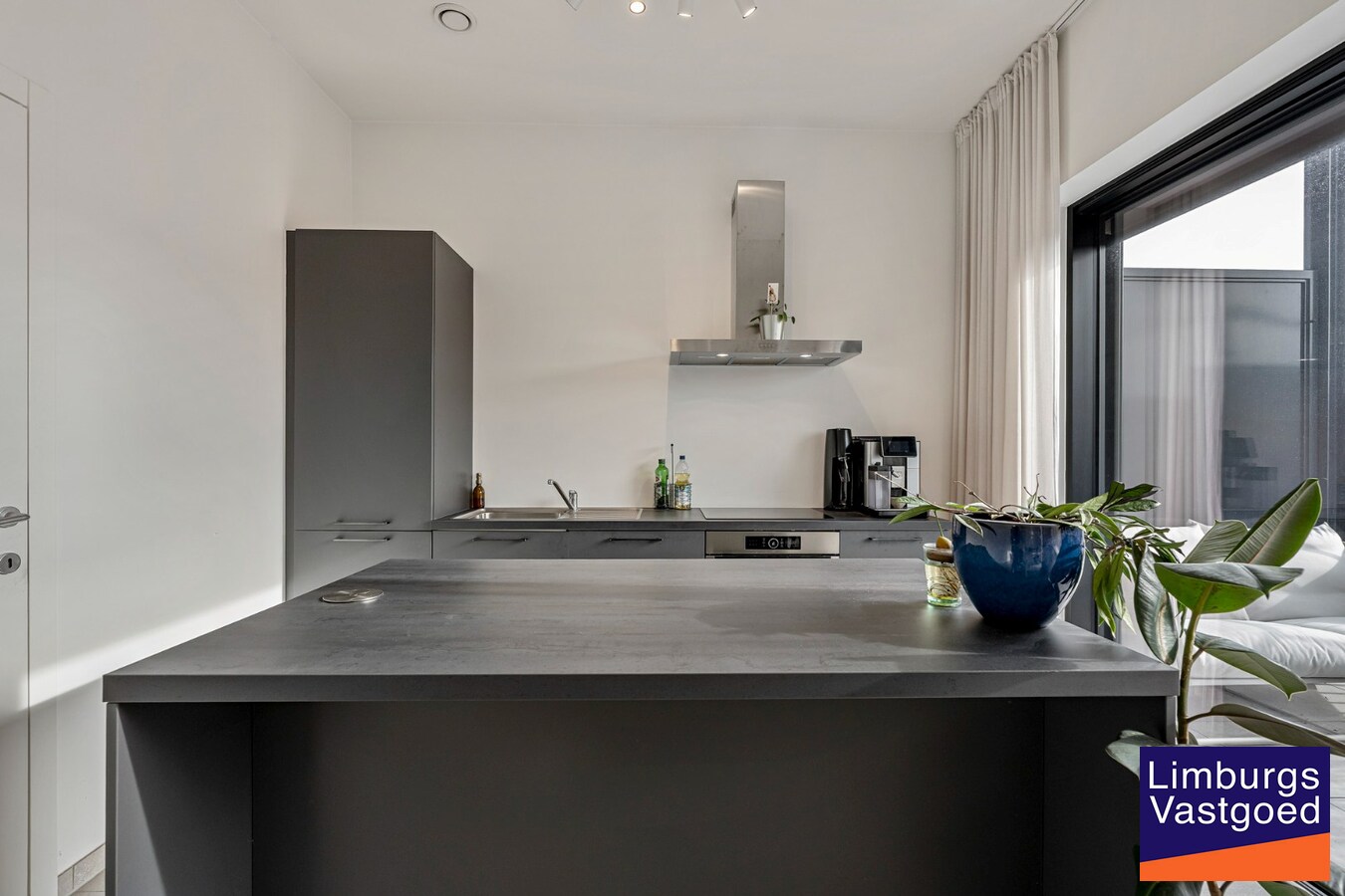 Lichtrijk BEN-appartement, 1 slpk, met ruim terras op toplocatie! 