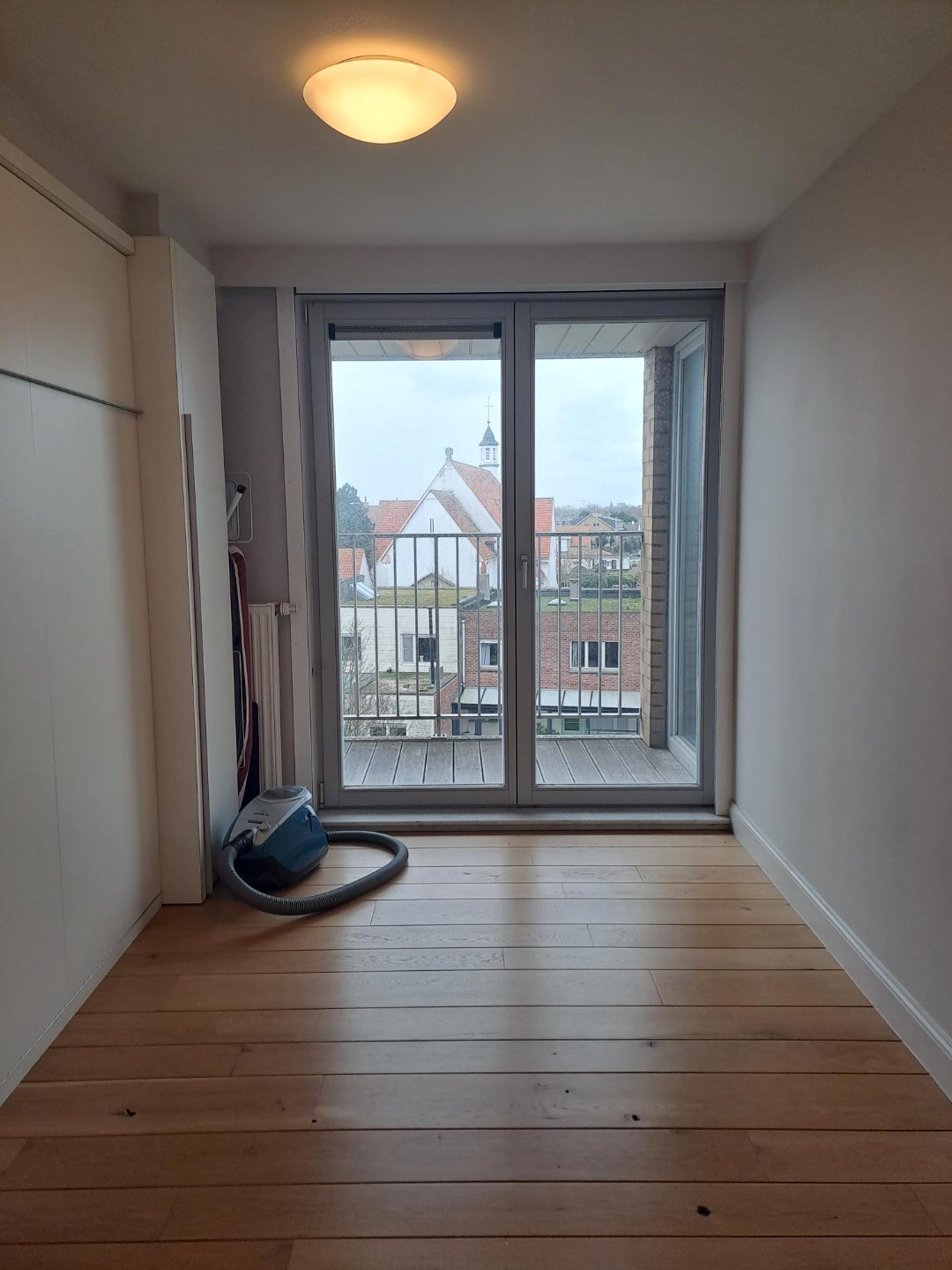 gemeubeld appartement met 2 slaapkamers 