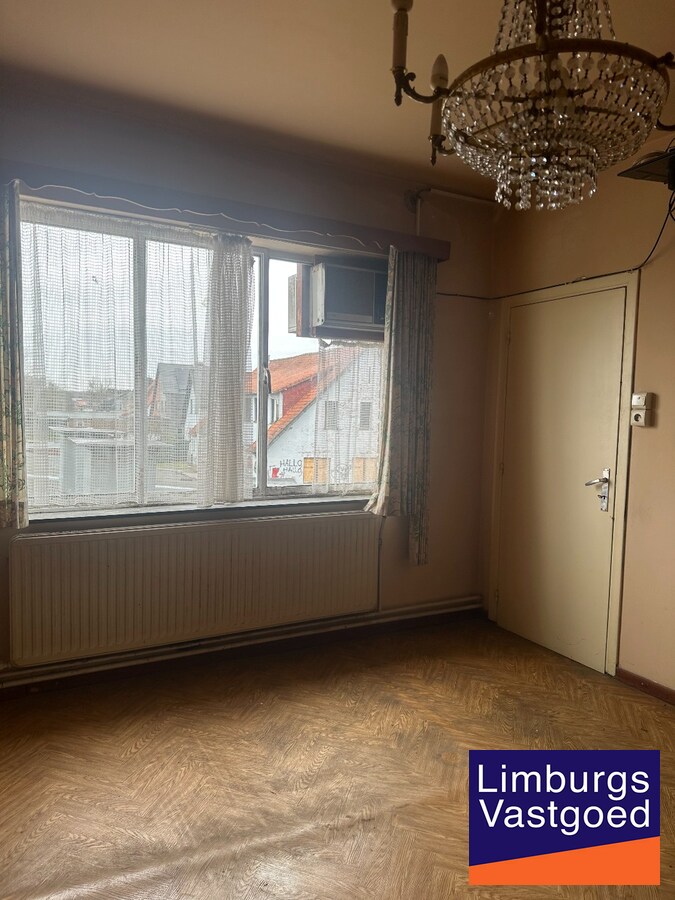 Handelshuis op commerciële ligging in Houthalen-Helchteren 