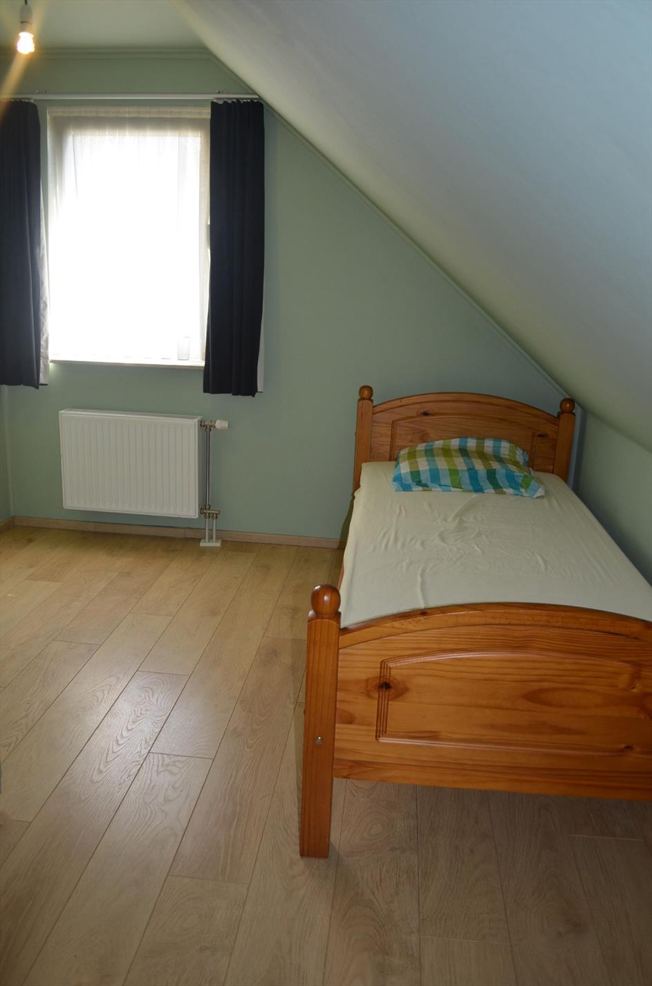 Gezinswoning bj 2008 met 3 slpks, garage en tuin te Ertvelde 