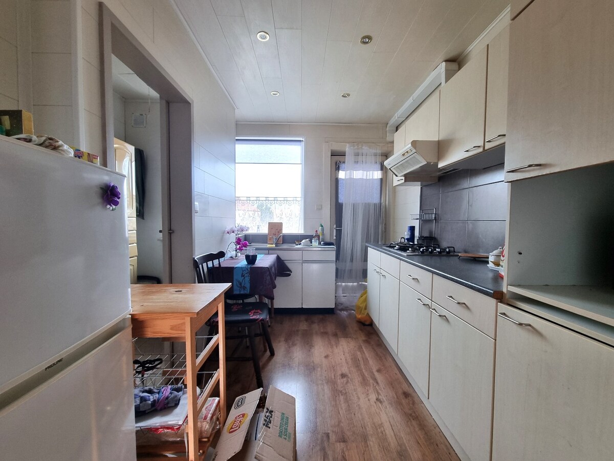 Te renoveren, zeer ruime woning te Zeebrugge 