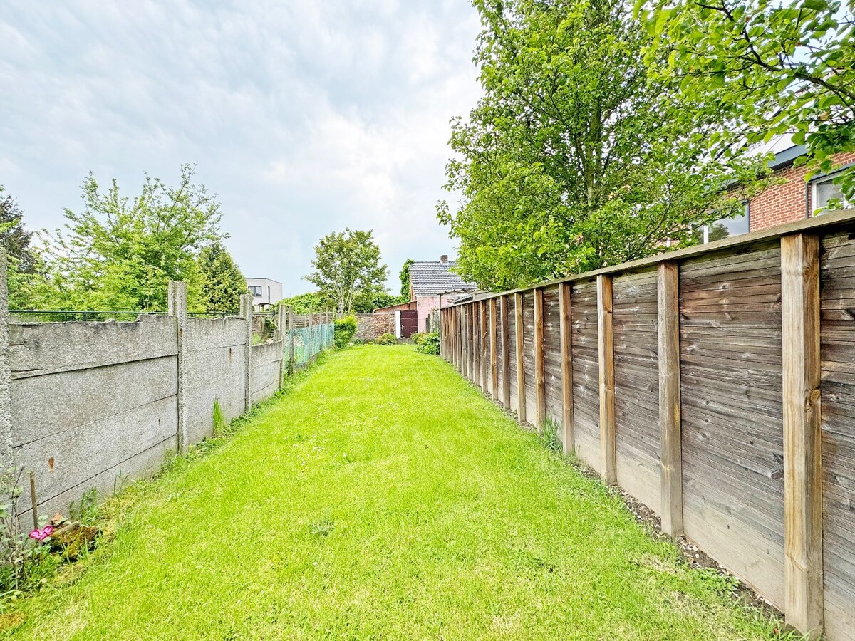 Karaktervolle woning met 3 kamers en tuin centrum Herzele 