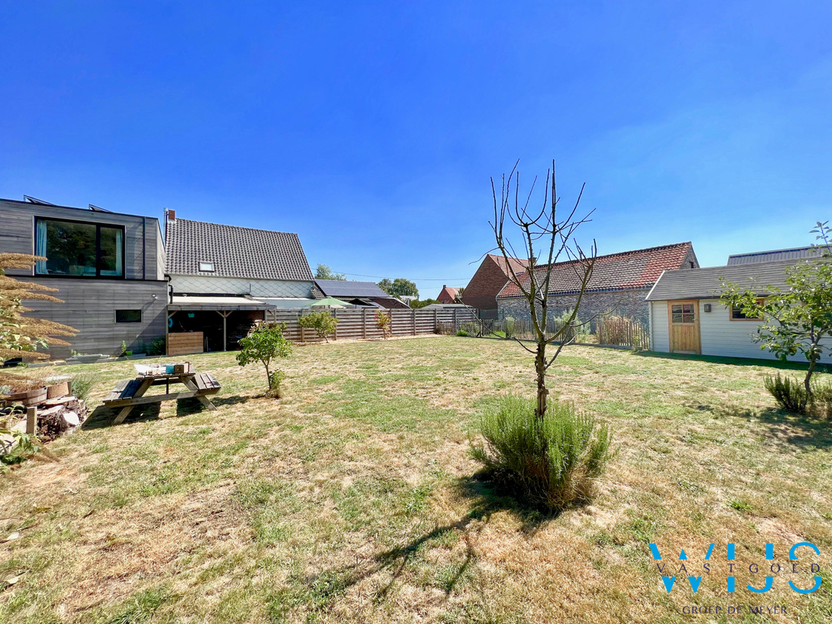 Verrassend ruim woonhuis op een TOPlocatie te Wippelgem 