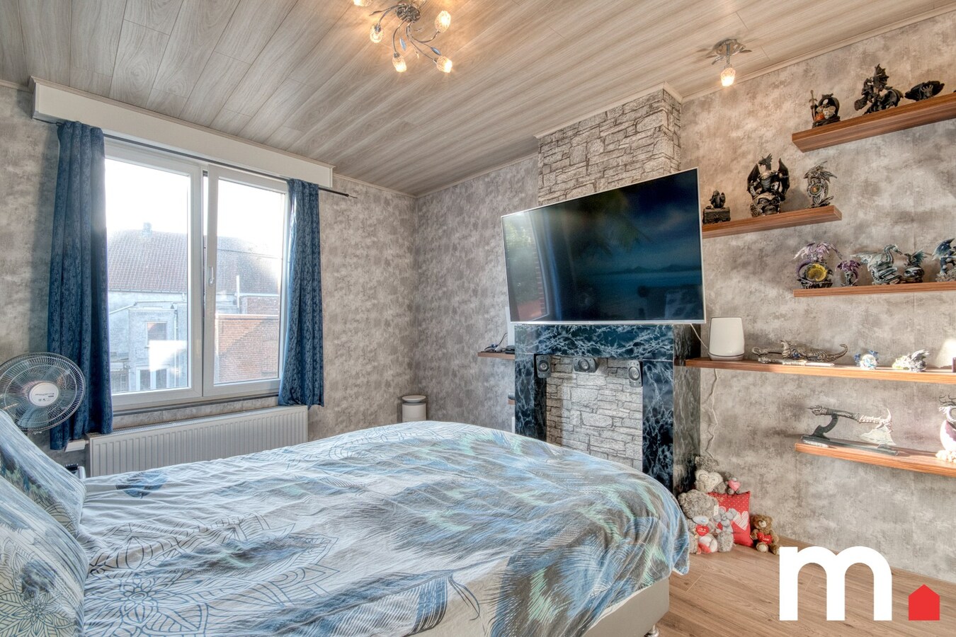 Instapklare woning te Kuurne op 405 m² met 4 Slaapkamers en inpandige dubbele garage! 