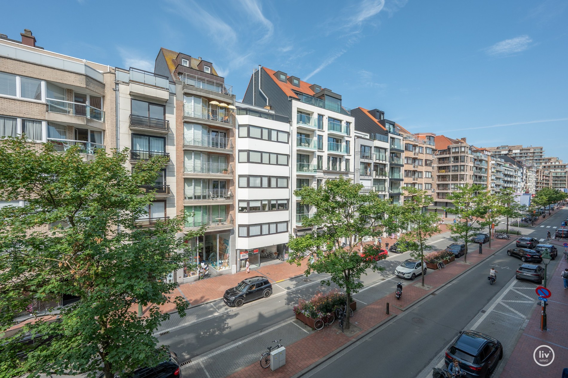 Agréable appartement de 2 chambres situé dans un emplacement de premier choix sur la Lippenslaan à Knokke. 