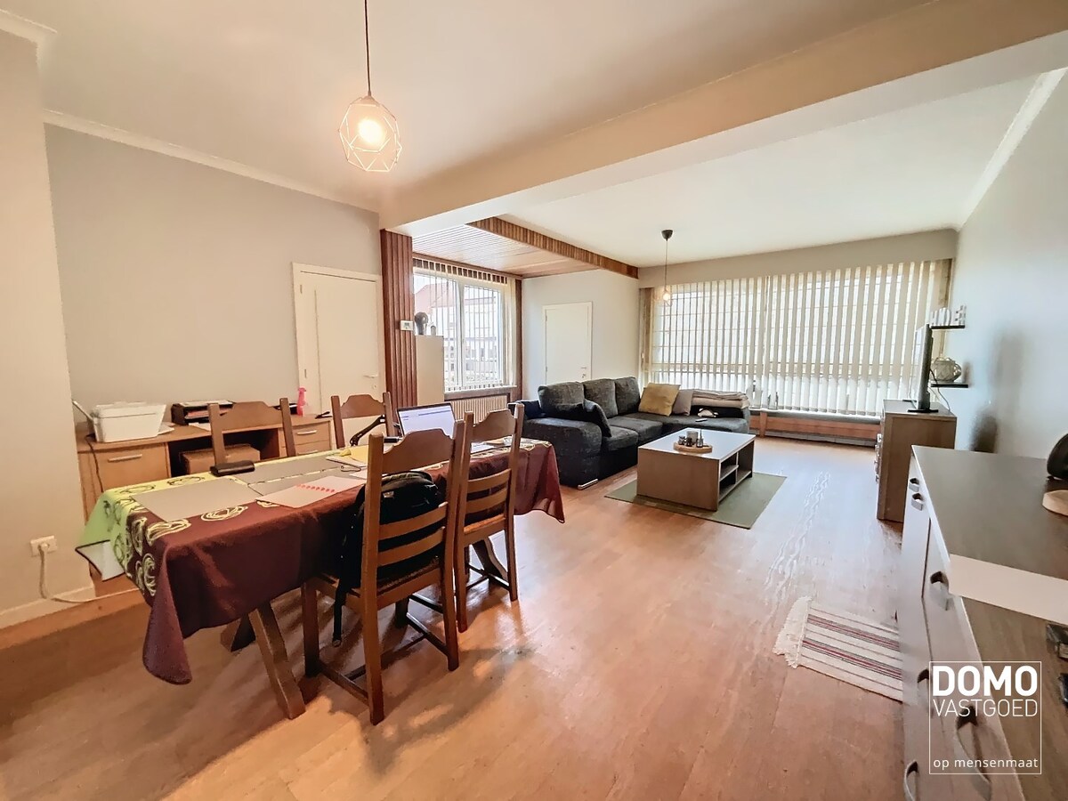 Half open bebouwing met 3 slaapkamers te Herk-de-Stad - 161m² 