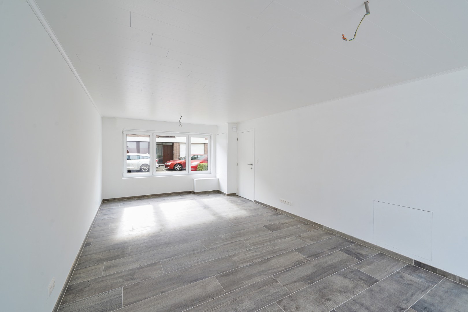 Volledig gerenoveerde rijwoning met 3 slaapkamers in Stene 