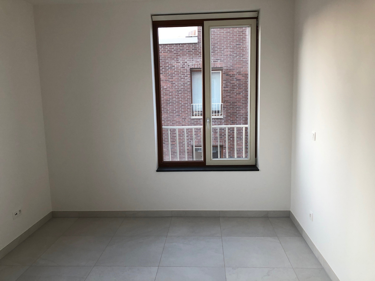 Luxueus wonen met unieke skyline én zicht op 't water. 