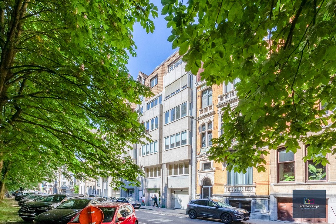 Gunstig gelegen 2slp. app. met zonnig terras ( 25m²) nabij het Citadelpark 