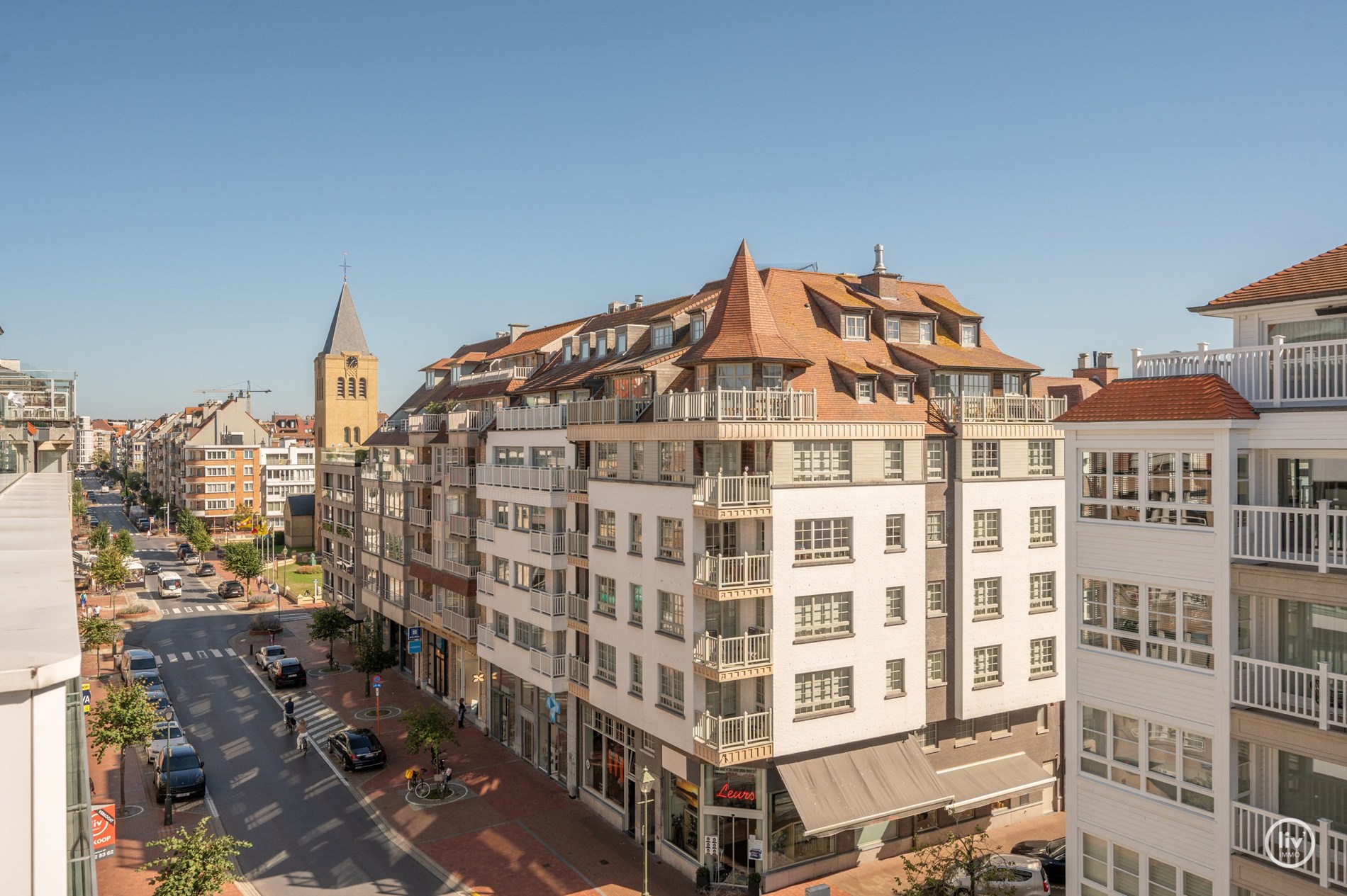 Uitzonderlijk luxueus afgewerkte duplex met royale terrassen, op topligging te Dumortierlaan. Hier werd over elk detail nagedacht 