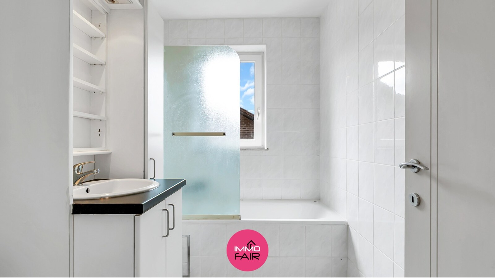 Ruim appartement met polyvalente verdieping 
