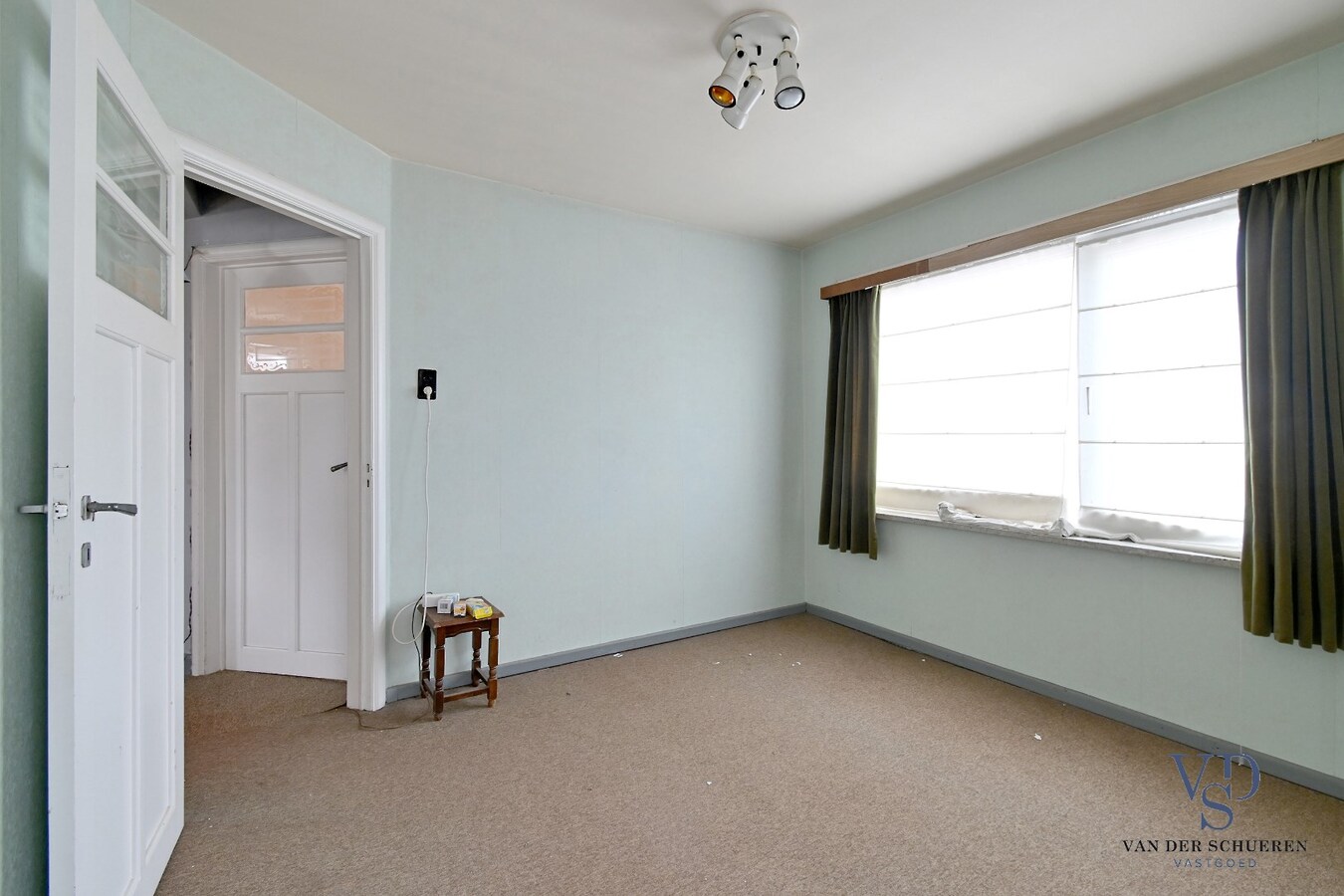 Degelijke Half Open Bebouwing. 