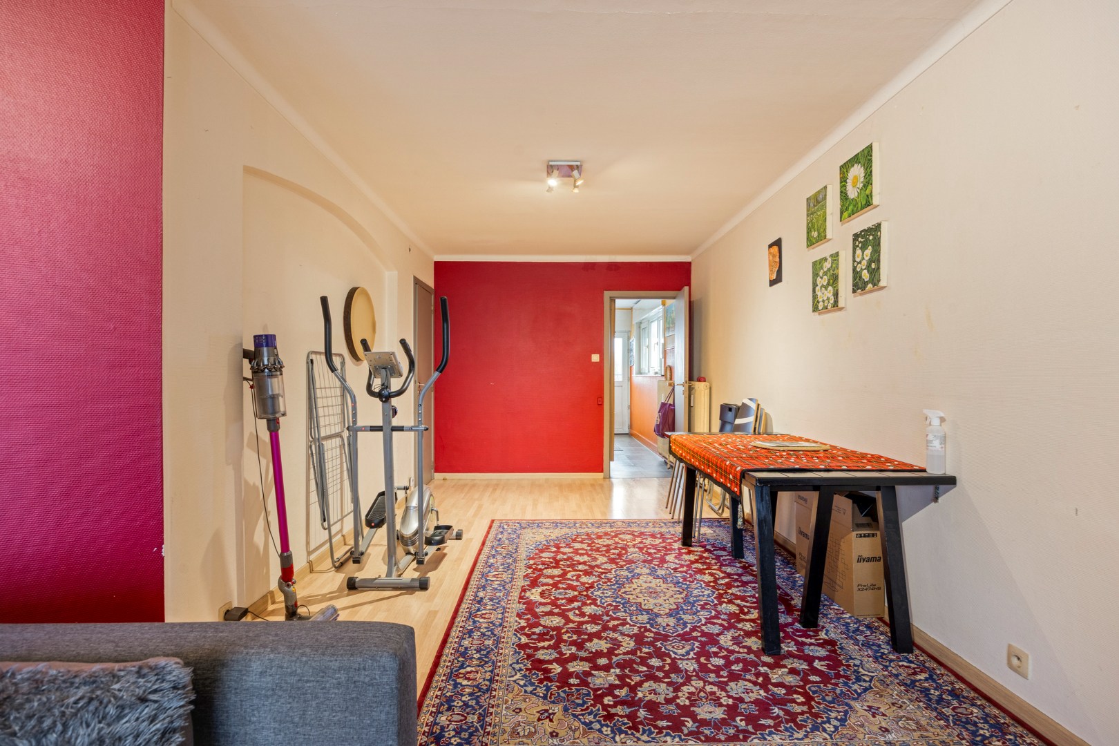 Opbrengsteigendom met handelspand en 3 appartementen te koop in Heverlee op een super ligging! 