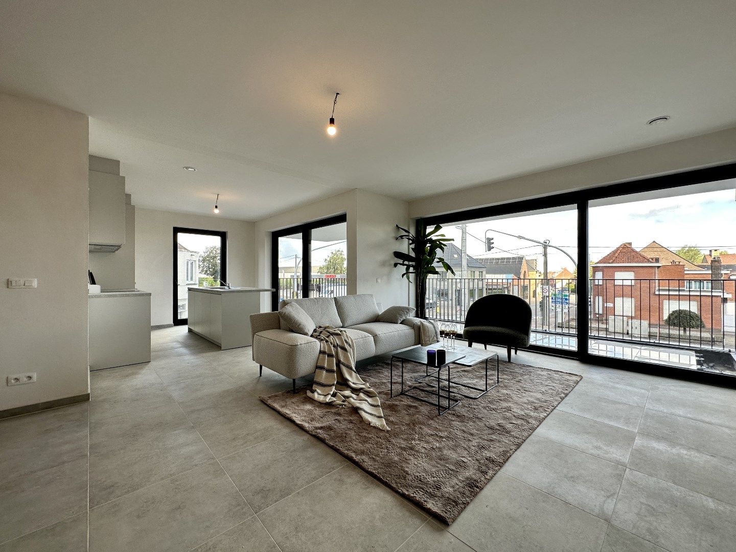 Prachtig lichtrijk en ruim (116 m²) nieuwbouw 2-slpk appartement met (zonne)terras(en), Kortemark 