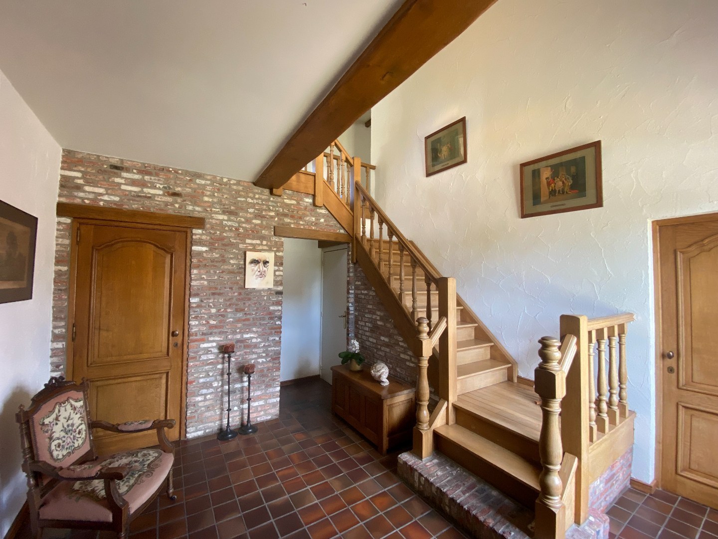 Charmante landelijke villa op een toplocatie in Waregem! 