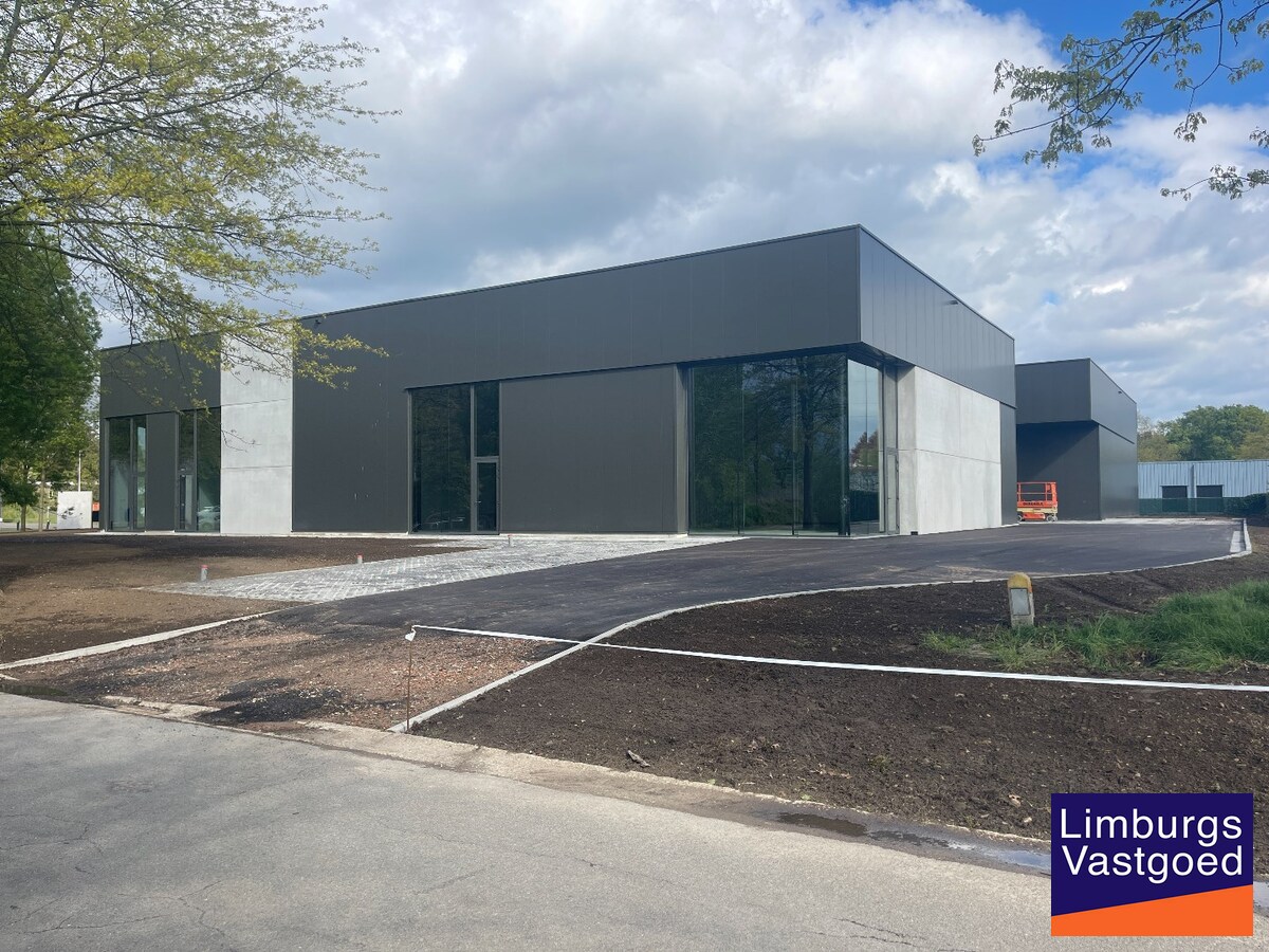 UNIT 7A - Moderne bedrijfshal van 284m² TE HUUR 