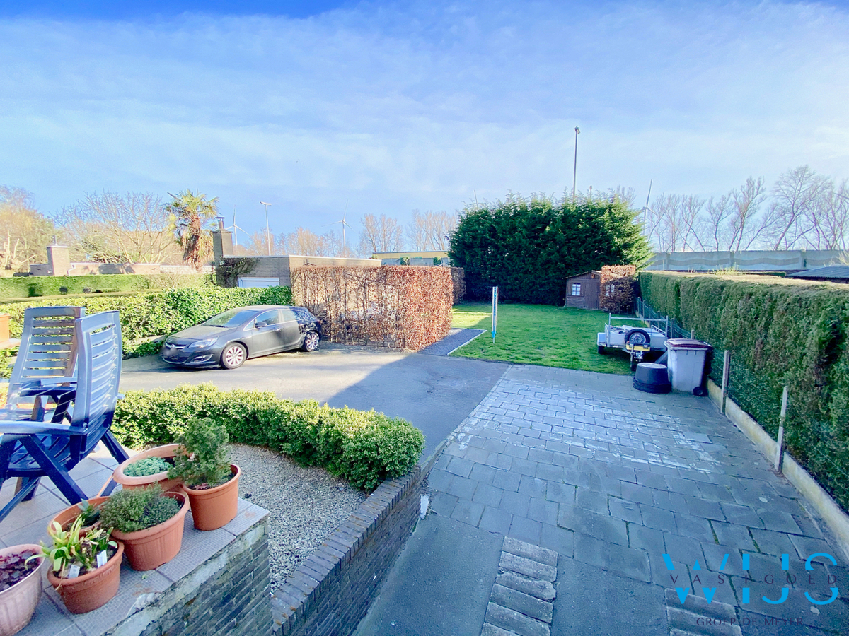 Instapklaar woonhuis op een leuke perceel te ZELZATE ! 