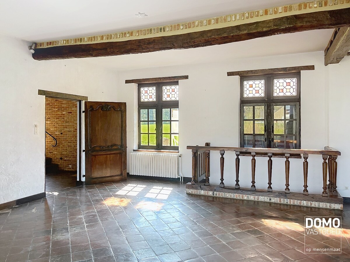 RUIME WONING MET 4 SLAAPKAMERS OP RUSTIGE LOCATIE IN DORNE (MAASEIK) 