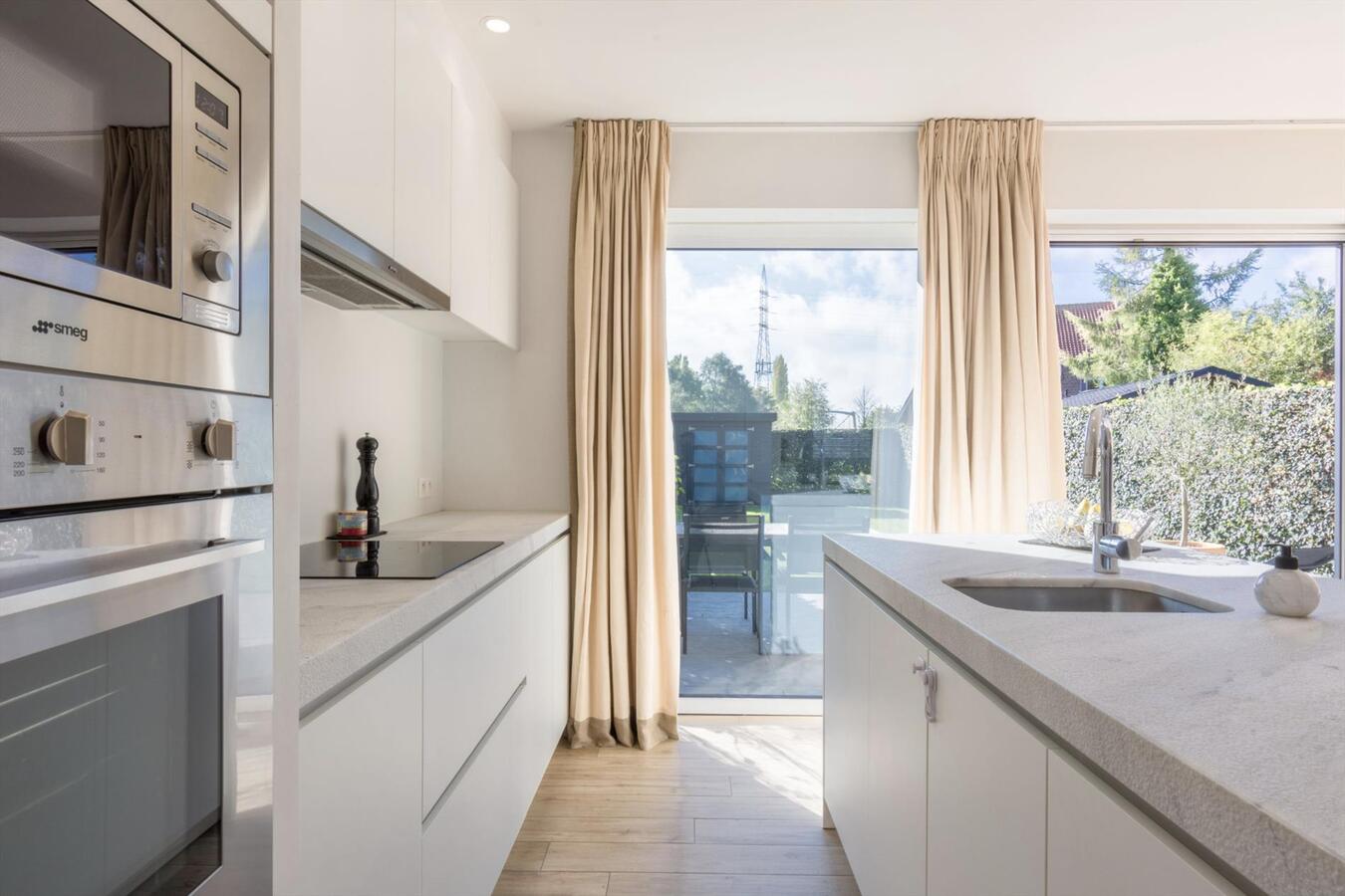 Nieuwbouwwoning met luxueuze afwerking te Merelbeke 