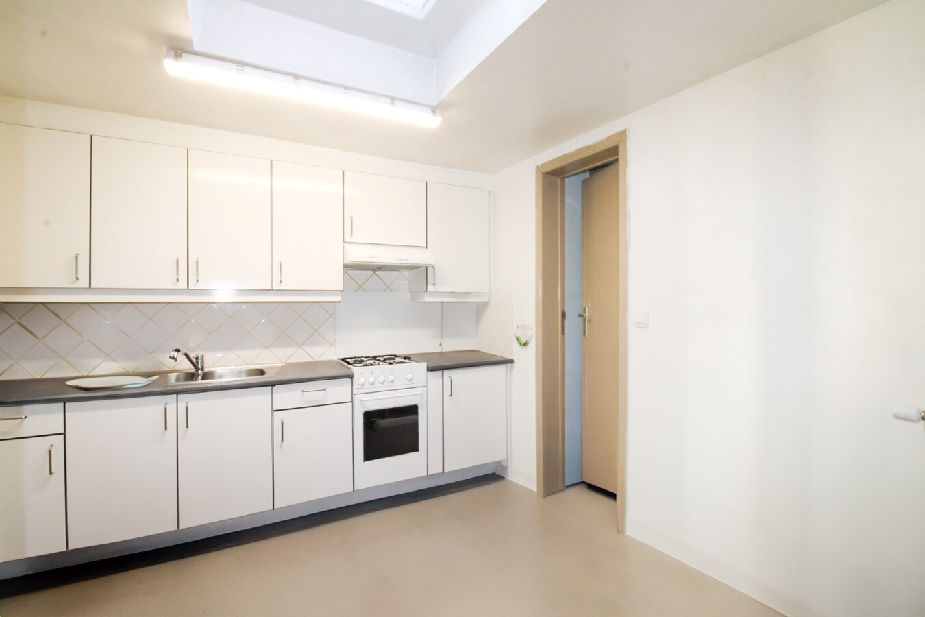 Instapklare woning met tuin en energielabel B op toplocatie in Temse! 