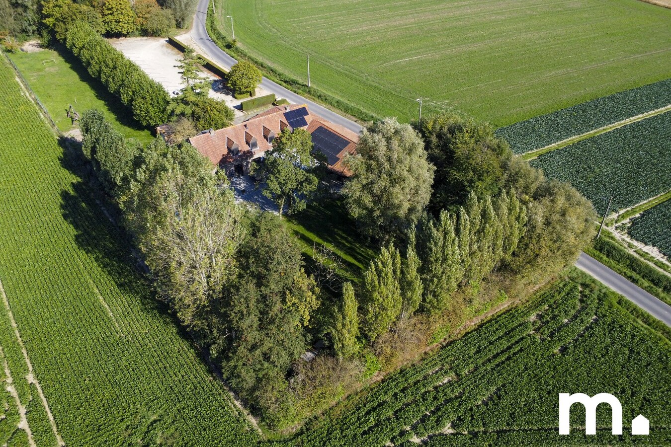 Uniek landhuis in Kruiseke te koop ! 
