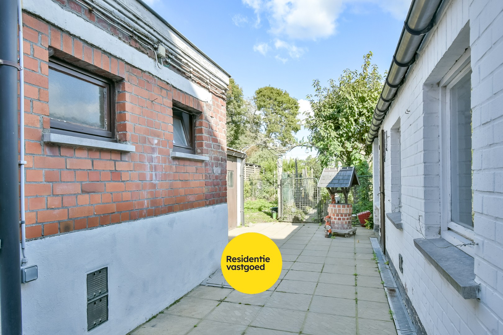 Te renoveren halfopen bebouwing in Kortemark! 