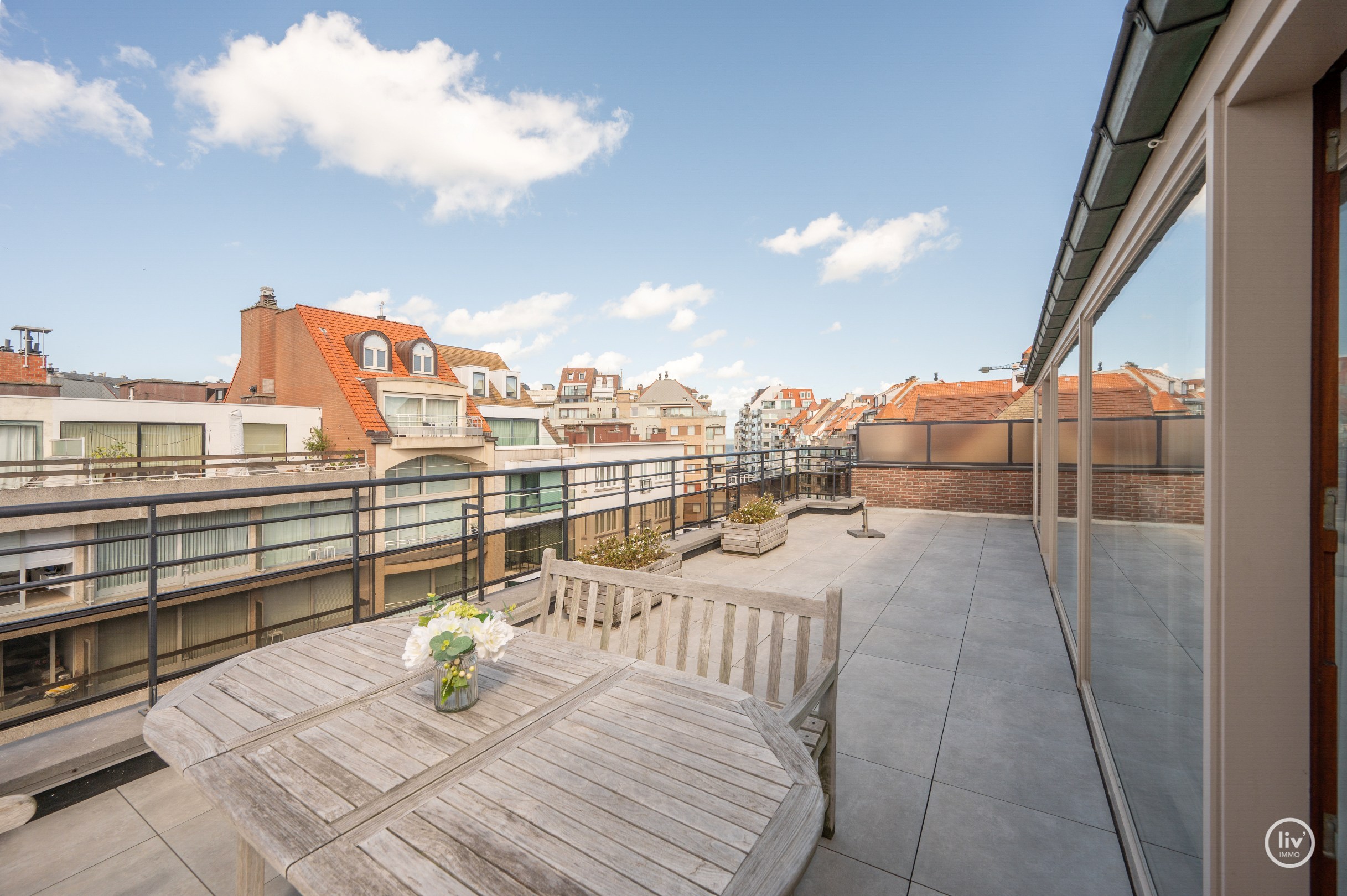 Overname Aandelen - Penthouse met Garagebox 