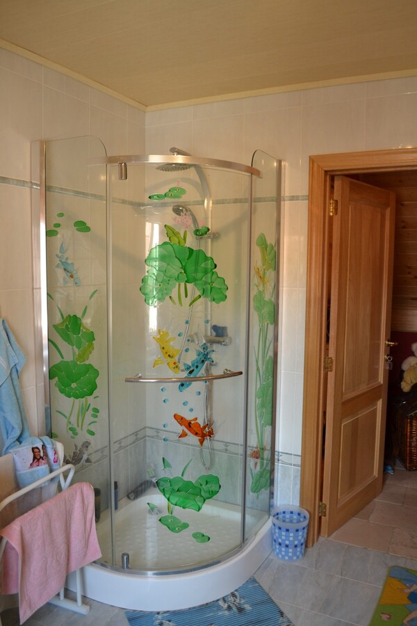 Récente ferme en carré d’environ 18a à Ninove avec possibilités de prairies supplémentaires 