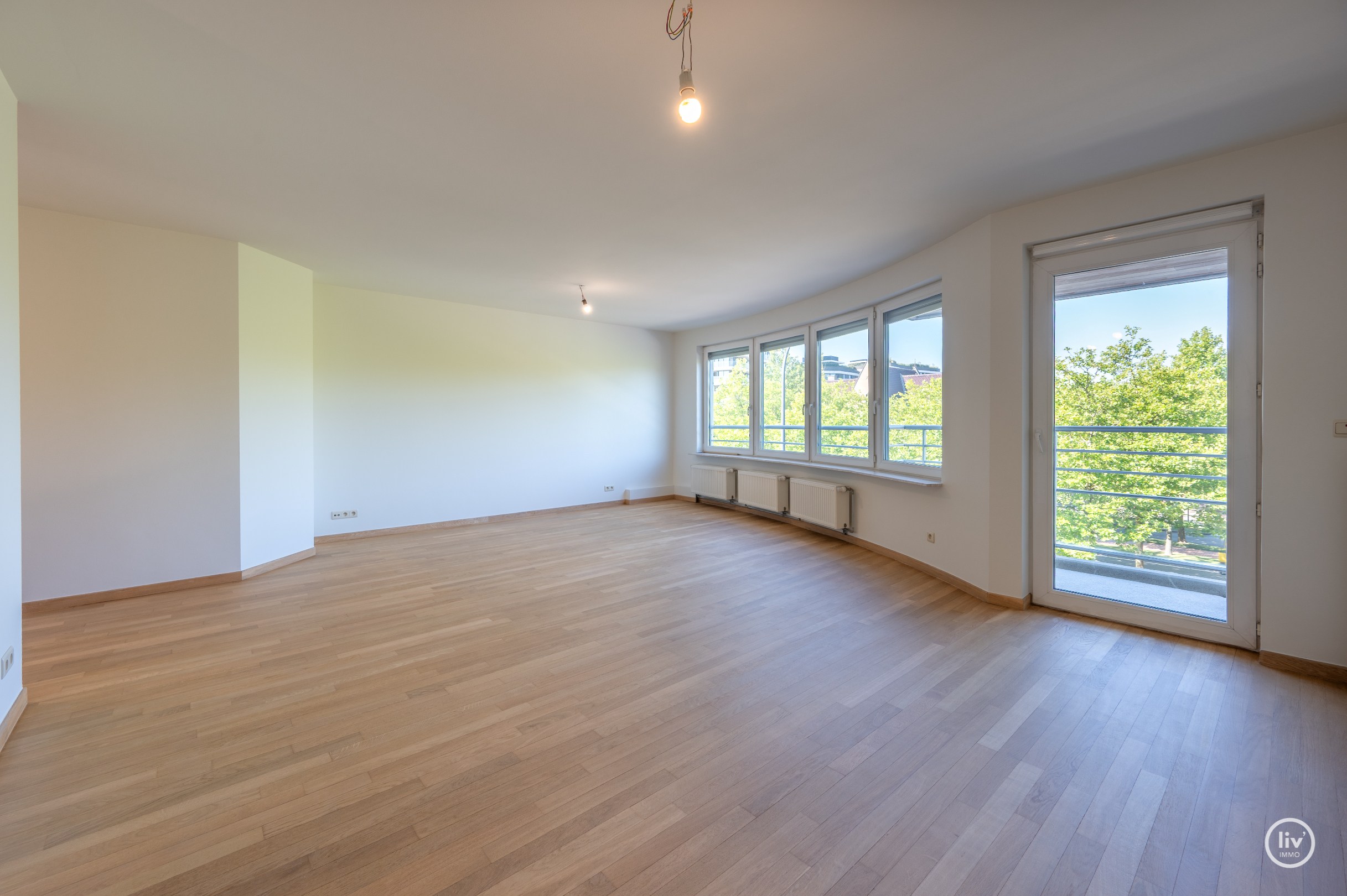 Instapklaar twee slaapkamer appartement op een toplocatie te Knokke. 