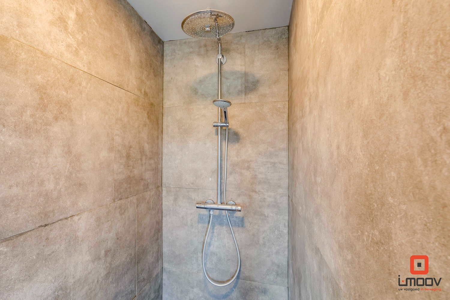 Lichtrijke woning gelegen te Balegem 