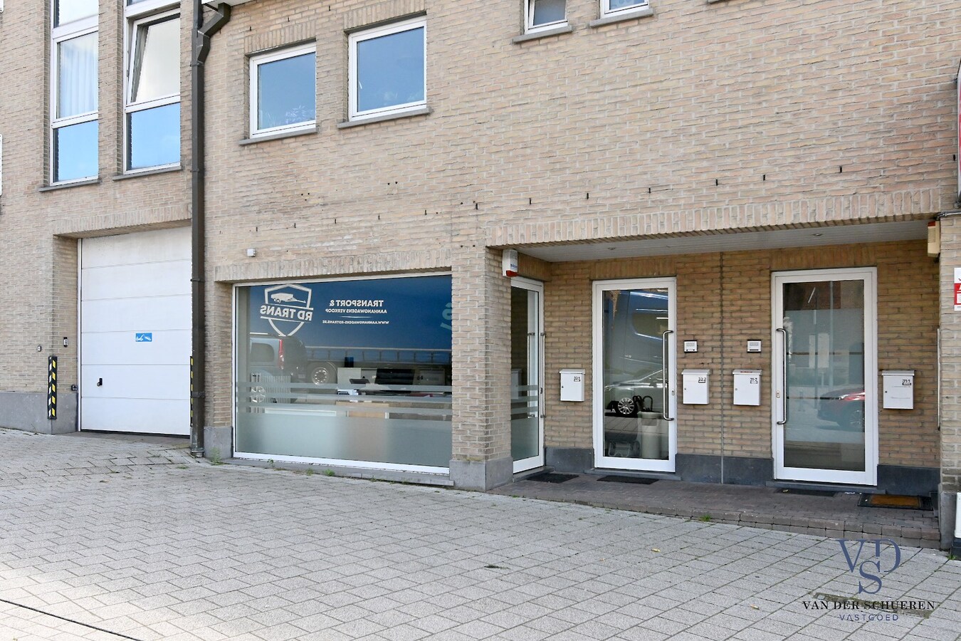 Uitstekend gelegen winkelruimte. 