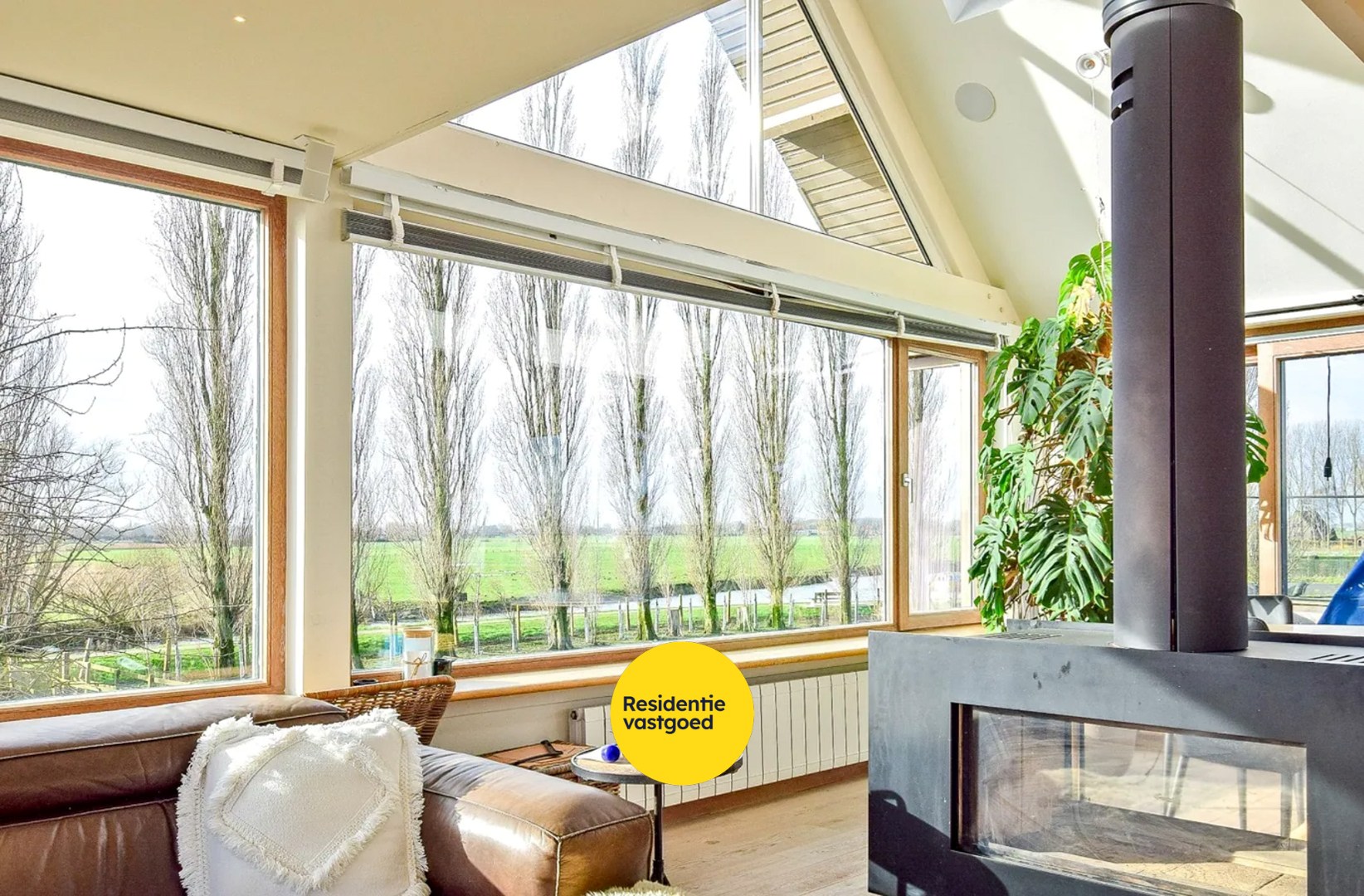 Restaurant met privéwoning en 2 B&amp;B-kamers op 4.370 m² 