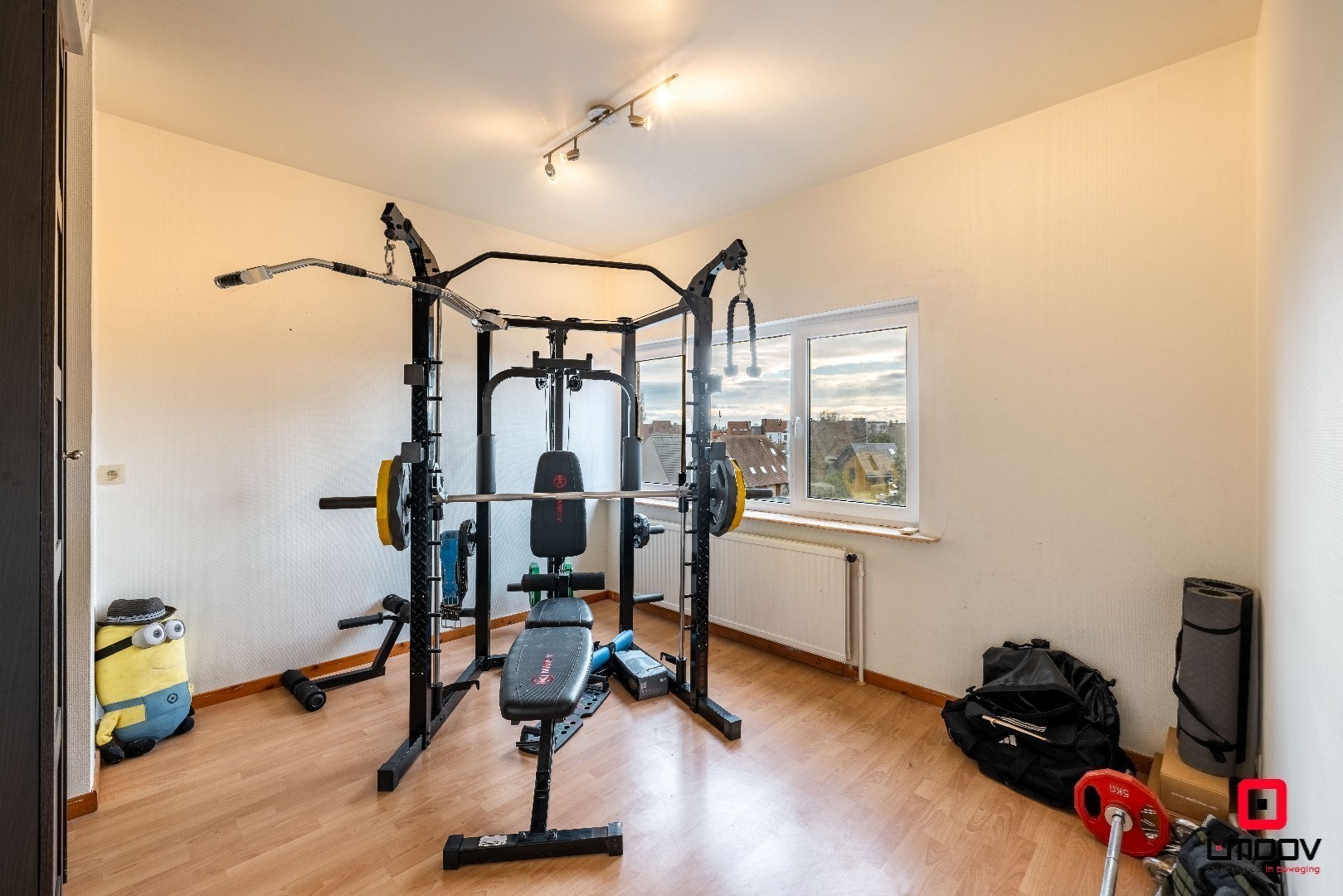 Instapklaar lichtrijk appartement op toplocatie in Sint-Amandsberg 