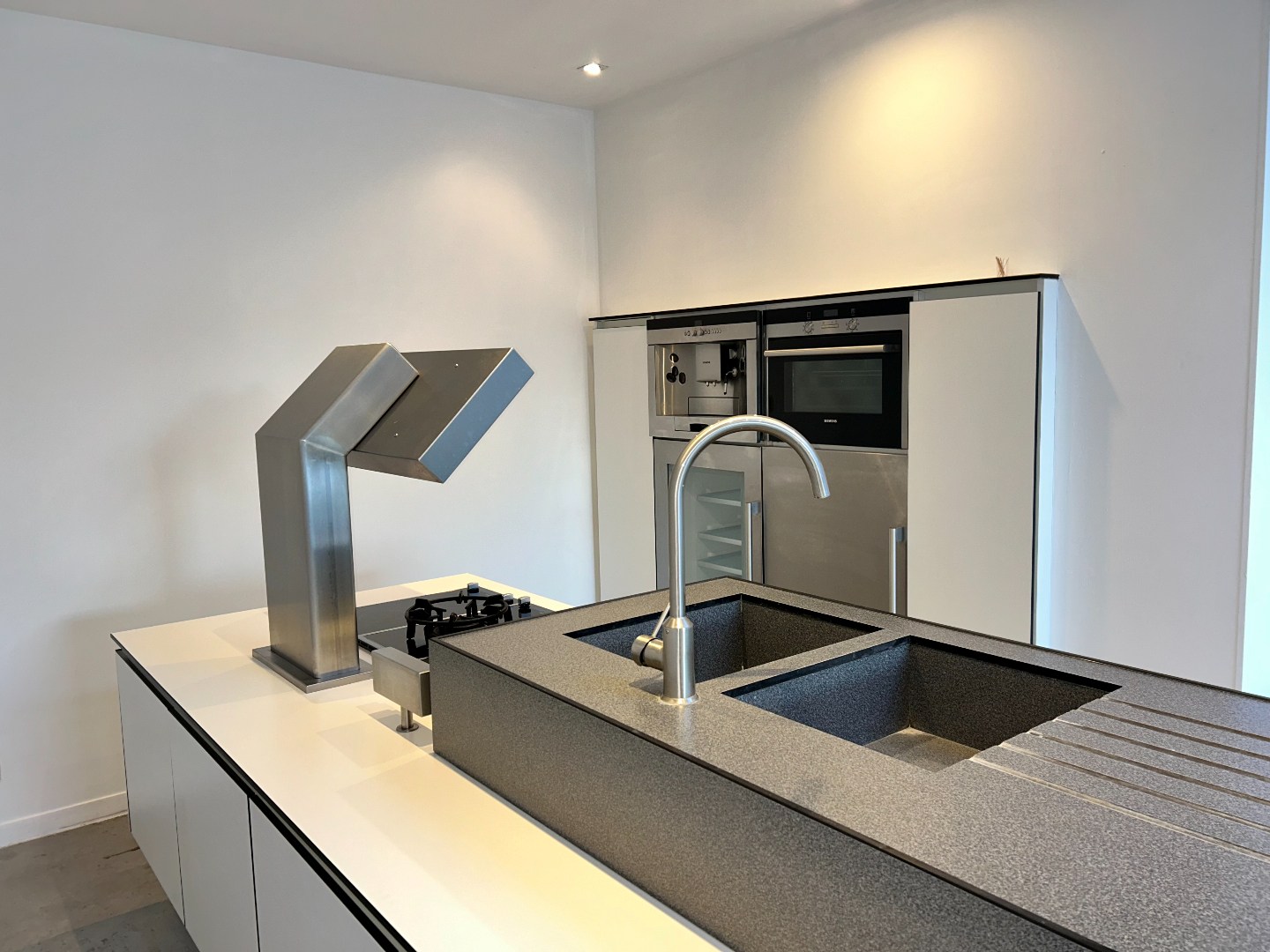 Verrassend ruime woning met 4 slaapkamers, garage en stadstuintje 