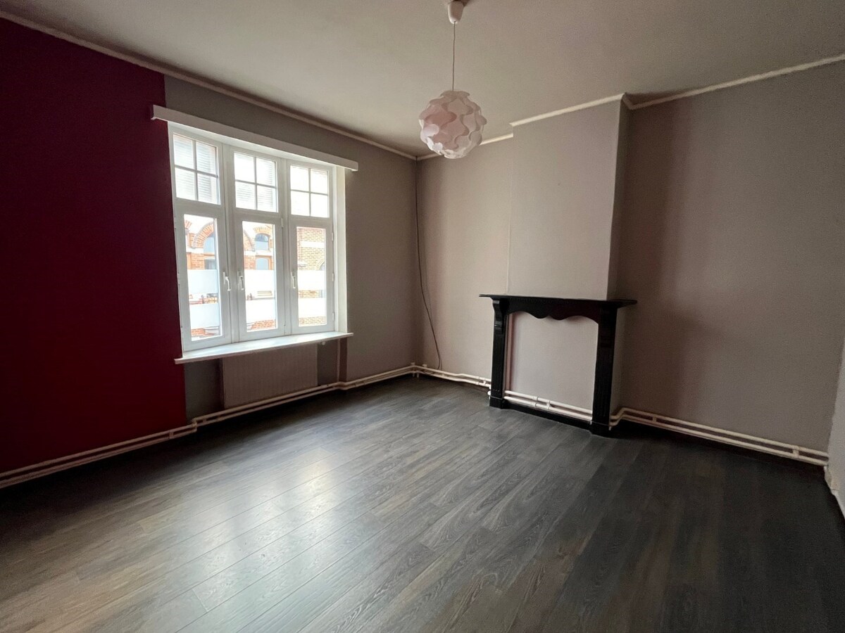 Ruime, energiezuinige gesloten bebouwing in centrum Gavere 