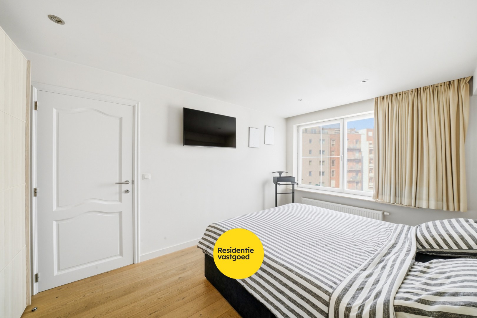 Ruim appartement met 3 slaapkamers, 2 terrassen, garage en staanplaats in Oostende 