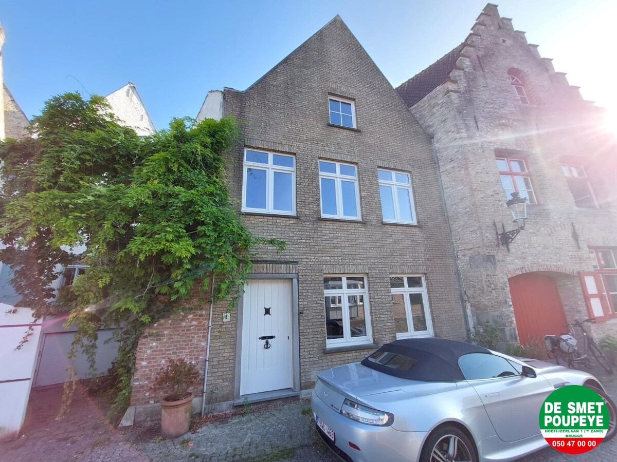 Mooi gelegen stadswoning aan de reien 