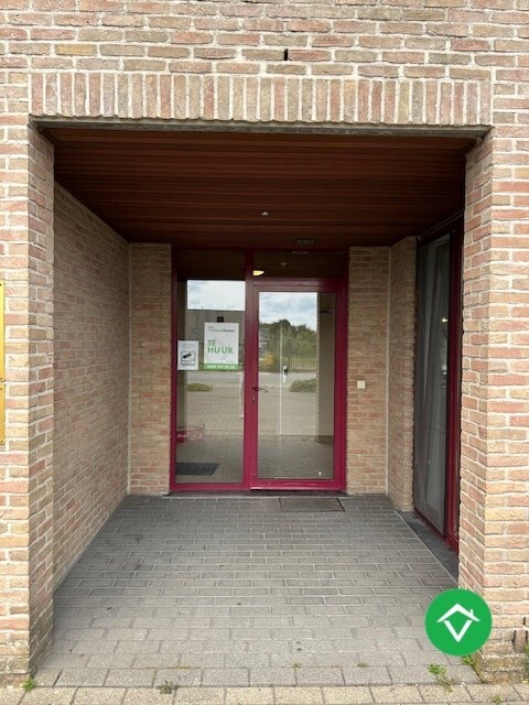Appartement met 2 slaapkamers en garage te Kortemark 